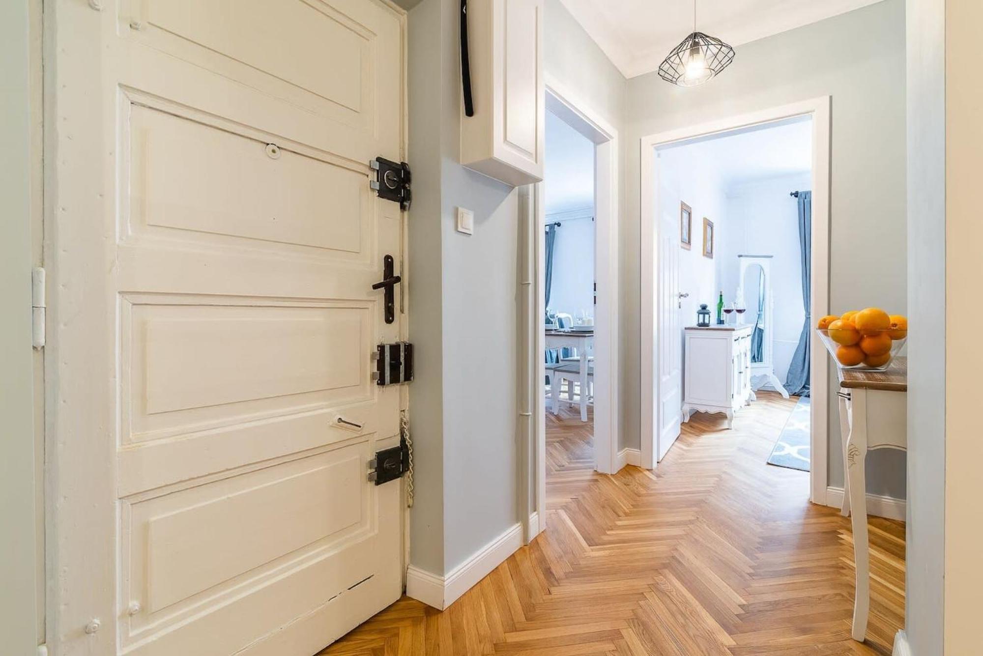Senatorska 7 By Noclegi Renters Warsawa Bagian luar foto