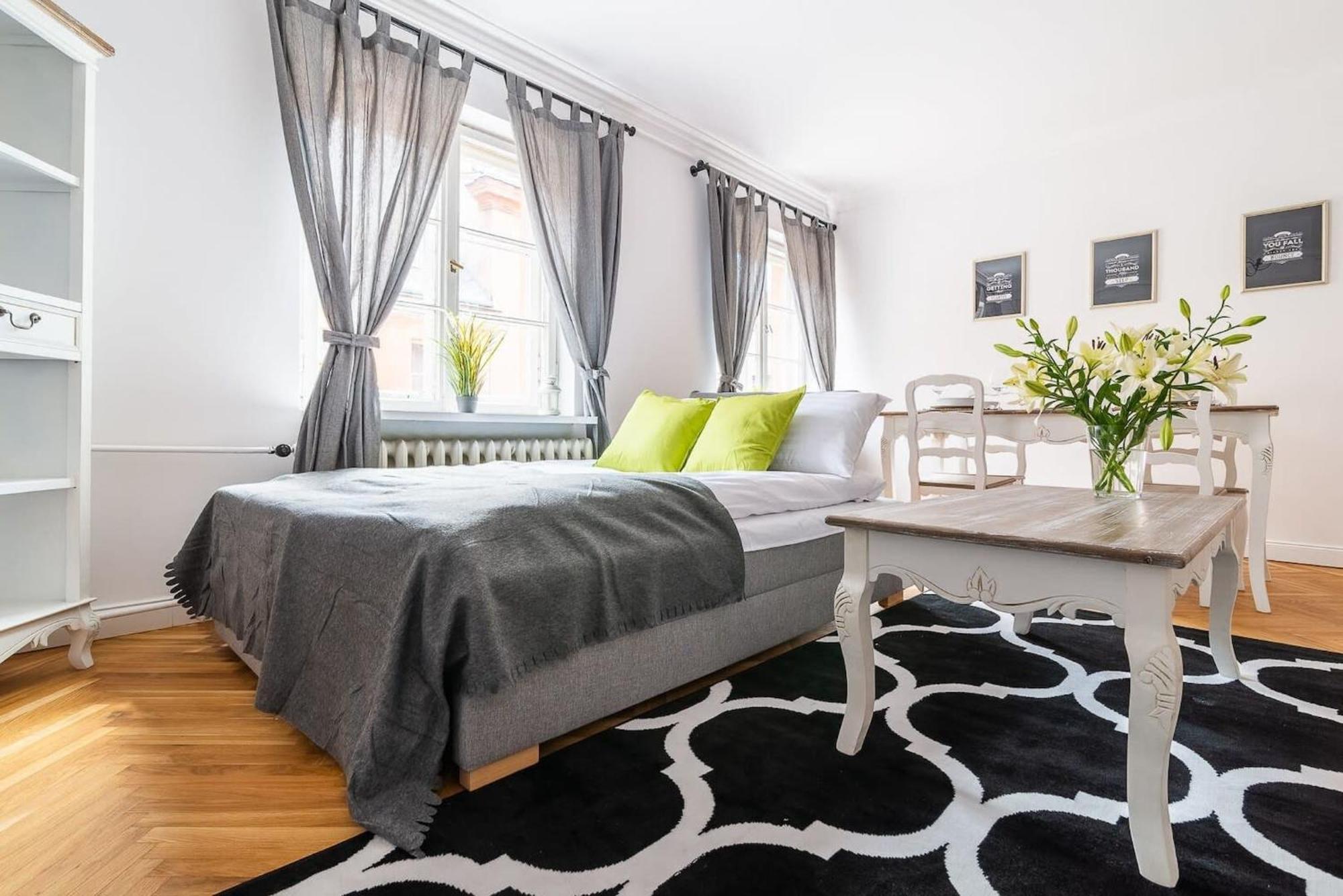 Senatorska 7 By Noclegi Renters Warsawa Bagian luar foto